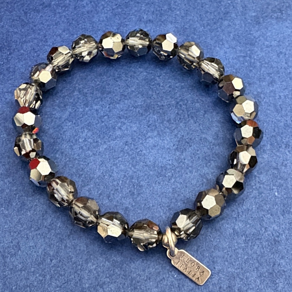 Flora Italia facetted crystal stretch bracelet in smoky gun metal tone